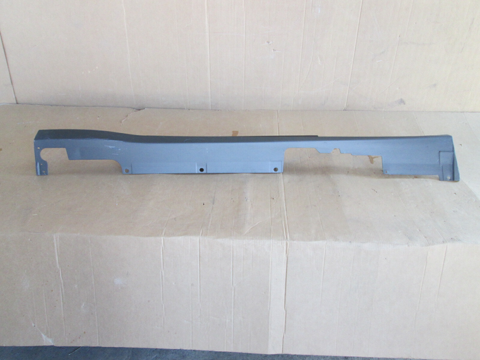 Ferrari F12 Berlinetta RH Rocker Panel / Side Skirt # 84306200  / 84306110