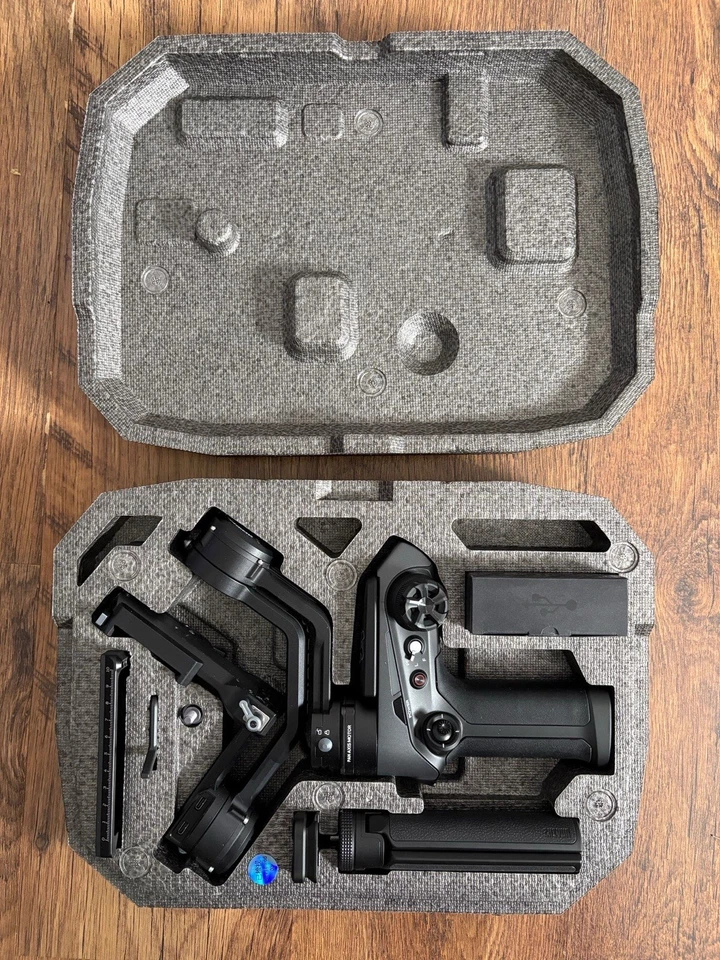 📸Zhiyun Weebill 2 3-Axis Camera Gimbal Stabilizer for DSLR Mirrorless📷 - Image 3 of 4