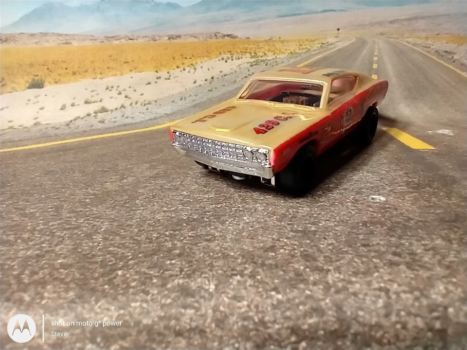 Tablero Personalizado Ford Torino #12 Bobby Allison Coca-Cola Coche Ultra G Chasis Foto 4 de 4