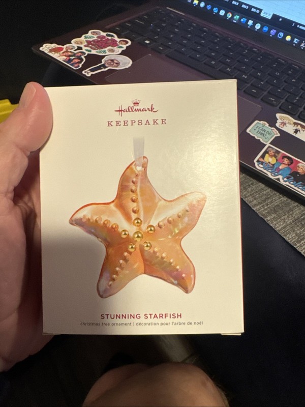 2019 HALLMARK KEEPSAKE ORNAMENT GLASS STUNNING STARFISH