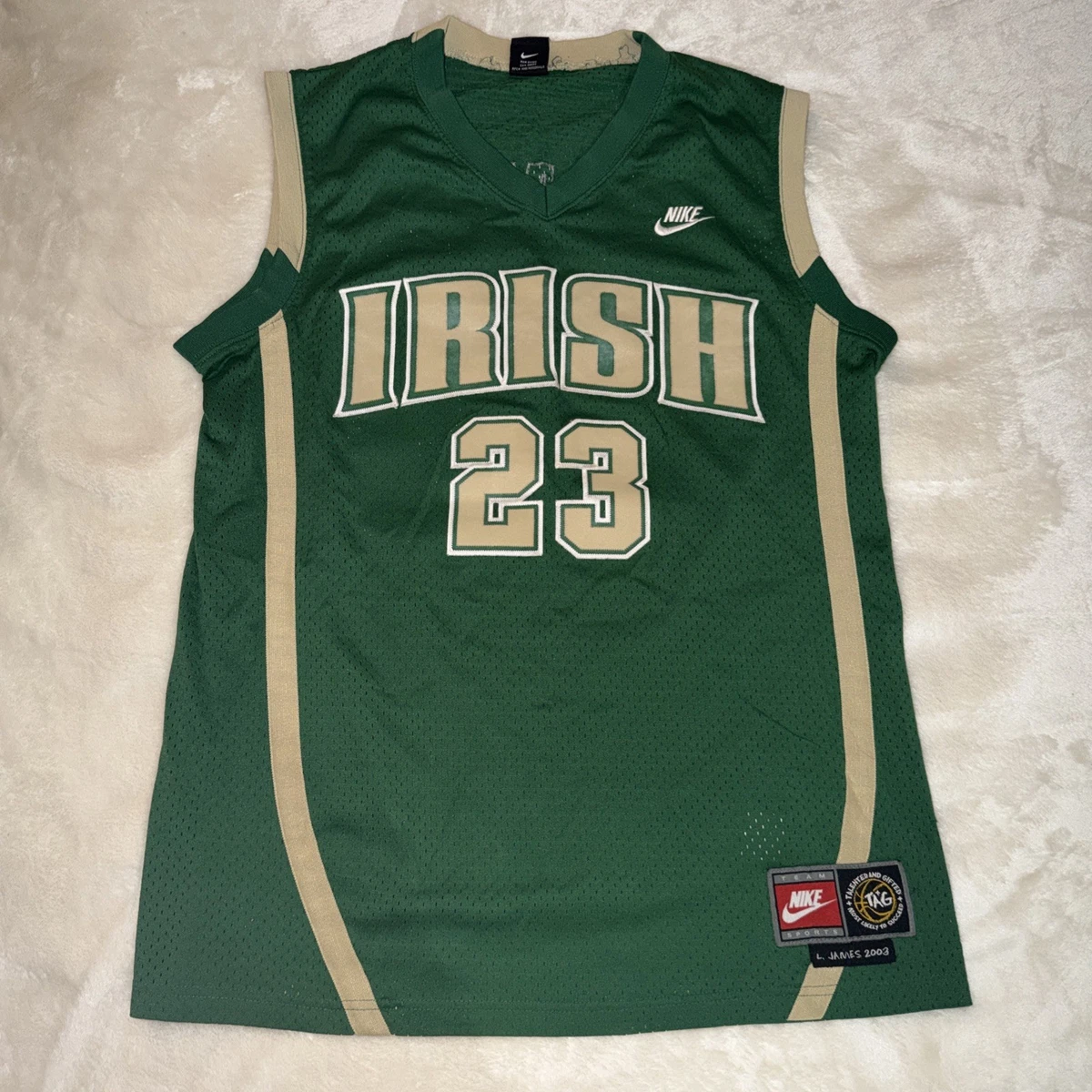 Preços baixos em Lebron James Irish Jersey | eBay