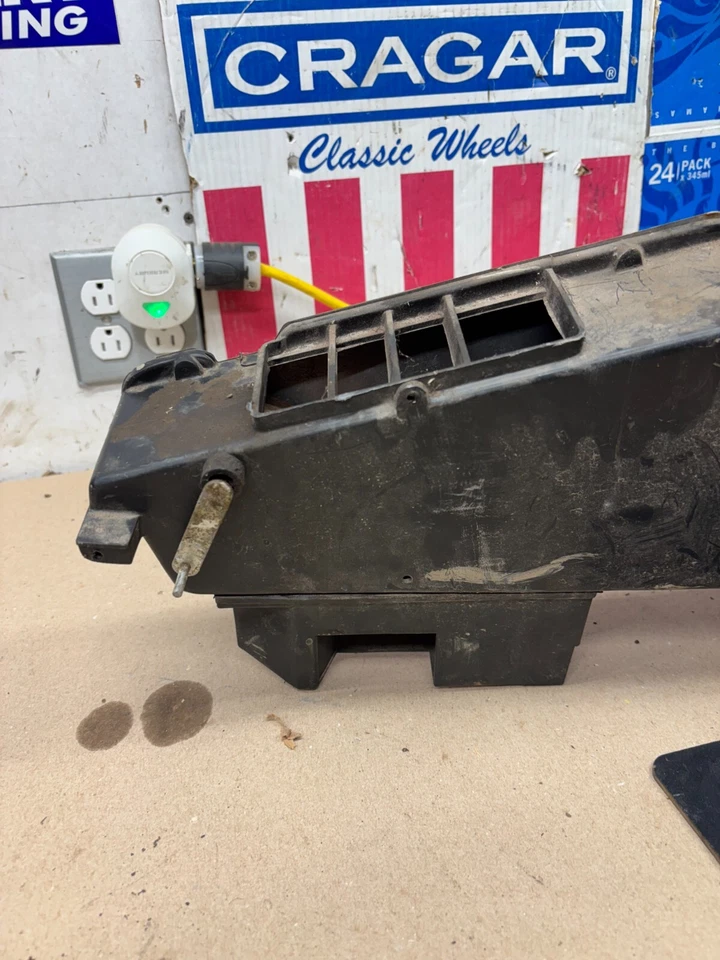 1981 1987 CHEVROLET GMC C10 K10 K5 K30 тепла нагреватель воздуха под приборной панелью основной коробки OEM - Изображение 2 из 4