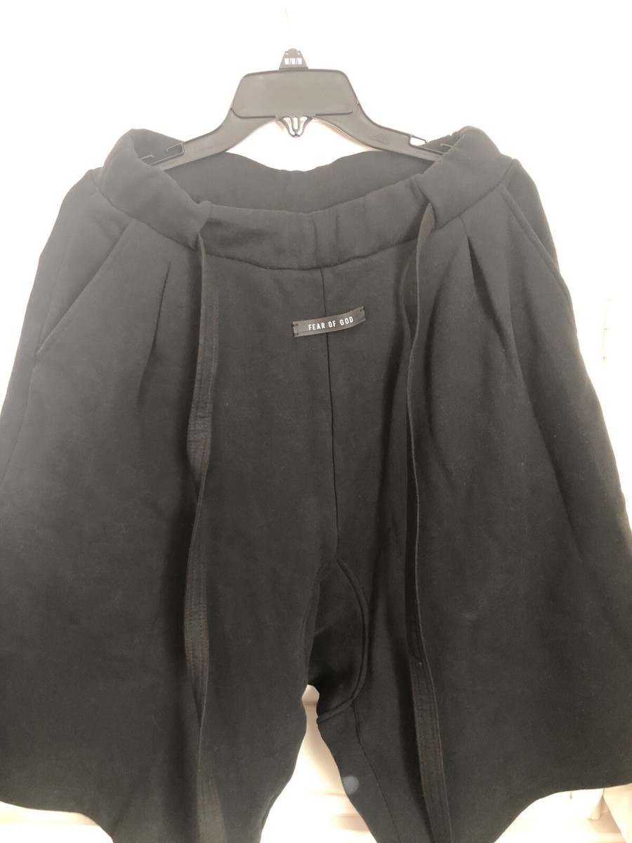 Rare NWT FEAR OF GOD Sixth Collection Black Military Shorts Rare NWT FEAR OF GOD Sixth Collection Black Military Shorts