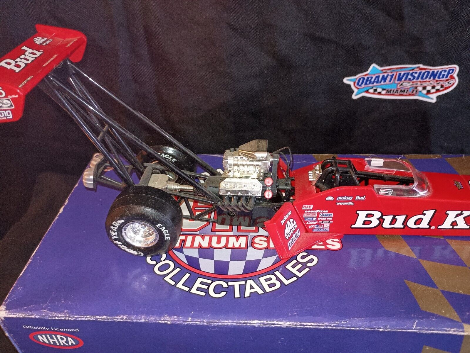 Picture 4 of 7