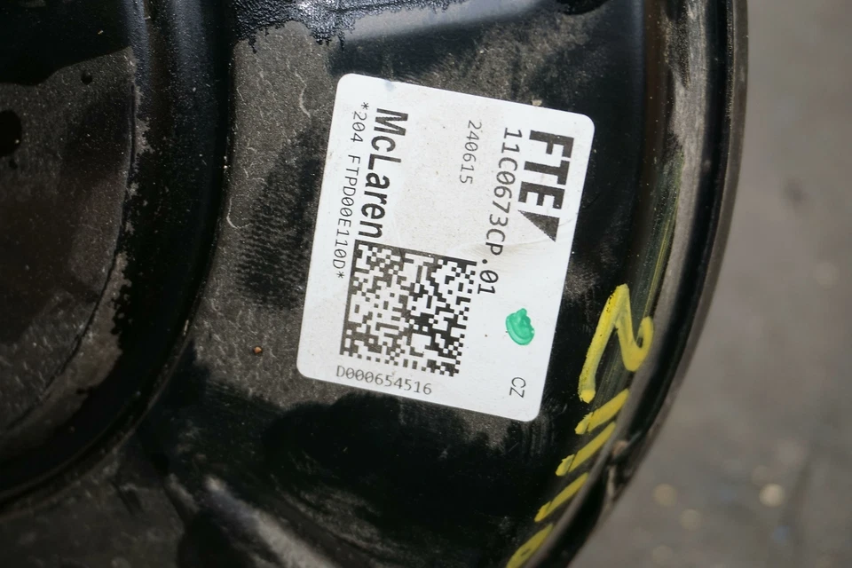 Brake Master Cylinder & Booster Assembly OEM 11C0673CP McLaren 650S Spider 2016 - Image 4 of 4