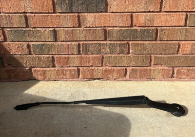 2012 - 2018 Ford Focus Windshield Wiper Arm Front Right Passenger  