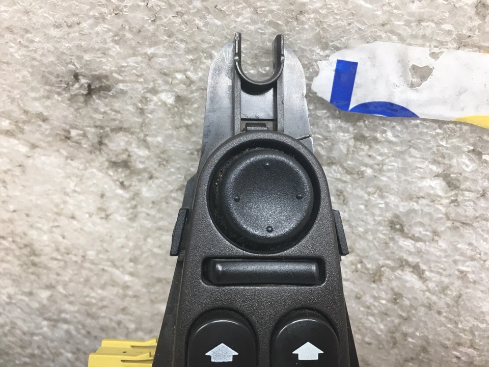 Interruptor de ventana Jaguar S Type 2003-2008 OEM #D136 Foto 2 de 4