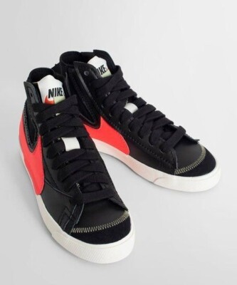 【値下げ】Nike Blazers タンクトップ M 黒/赤/白 Nike Blazer Mid '77 Jumbo Swoosh Shoes Athletic Street