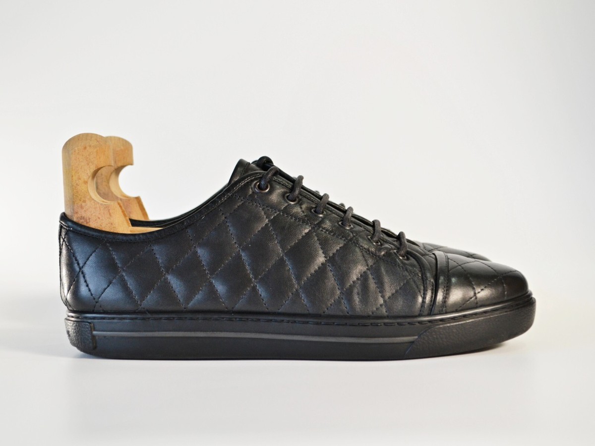 For sale this pair of Giorgio Armani shoes in good condition Leather low trainers Giorgio Armani Black size 42 IT in  main image 3
