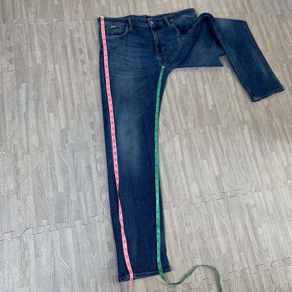 Hugo Boss Jeans Mens 36 Stretch Straight Leg Mid Rise Whiskered Denim Cotton - Image 4 of 4