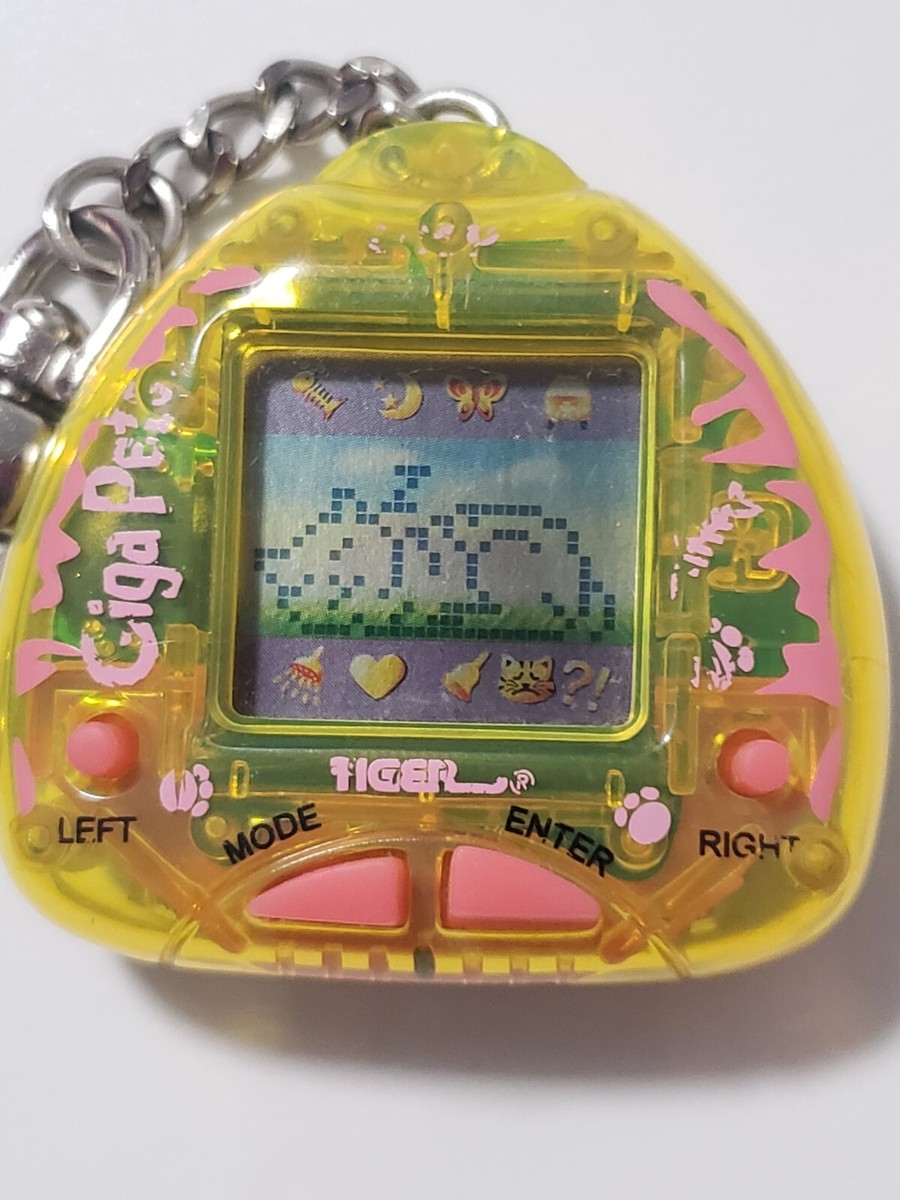 1997 Giga Pets Kompu Kitty Virtual Pet By Tiger Real Cat