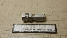 NOS Parker Field Attachable Fitting 20630-12-8 1/2" Swivel 30 Series Female