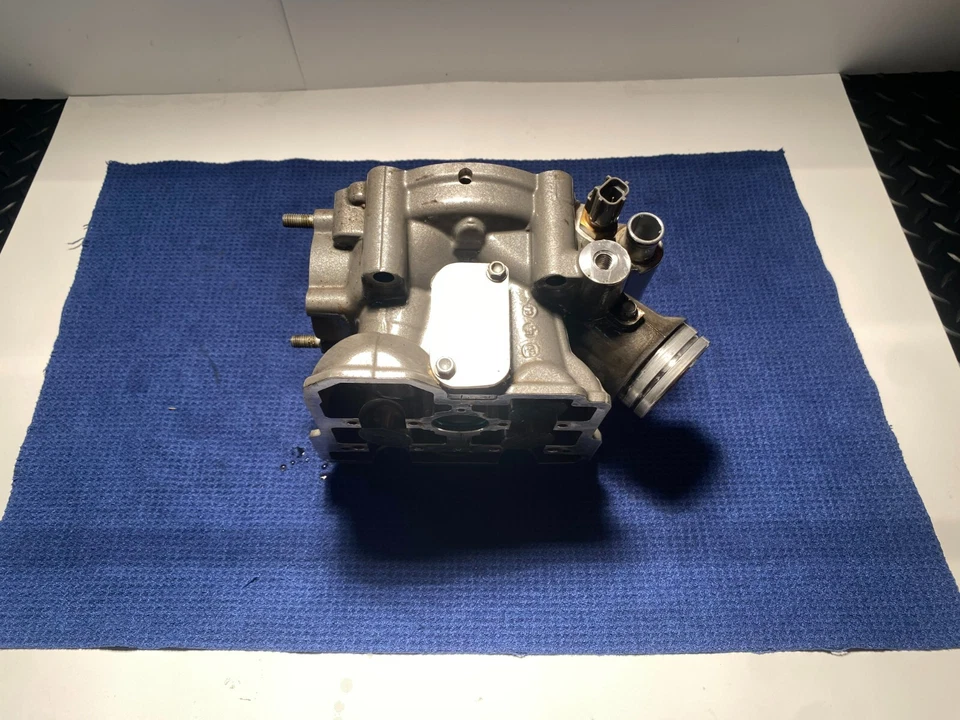 2005 KTM 950 KTM ADVENTURE CONJUNTO DE CABEÇA DE CILINDRO FABRICANTE DE EQUIPAMENTO ORIGINAL KTM ADVENTURE 950 - Imagem 4 de 4