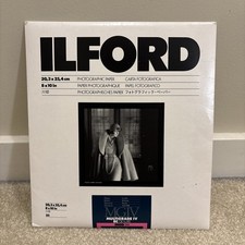 Ilford 8x10 in Glossy Brilliant Photographic Paper 14 Sheets MGIV Deluxe MGD.1M