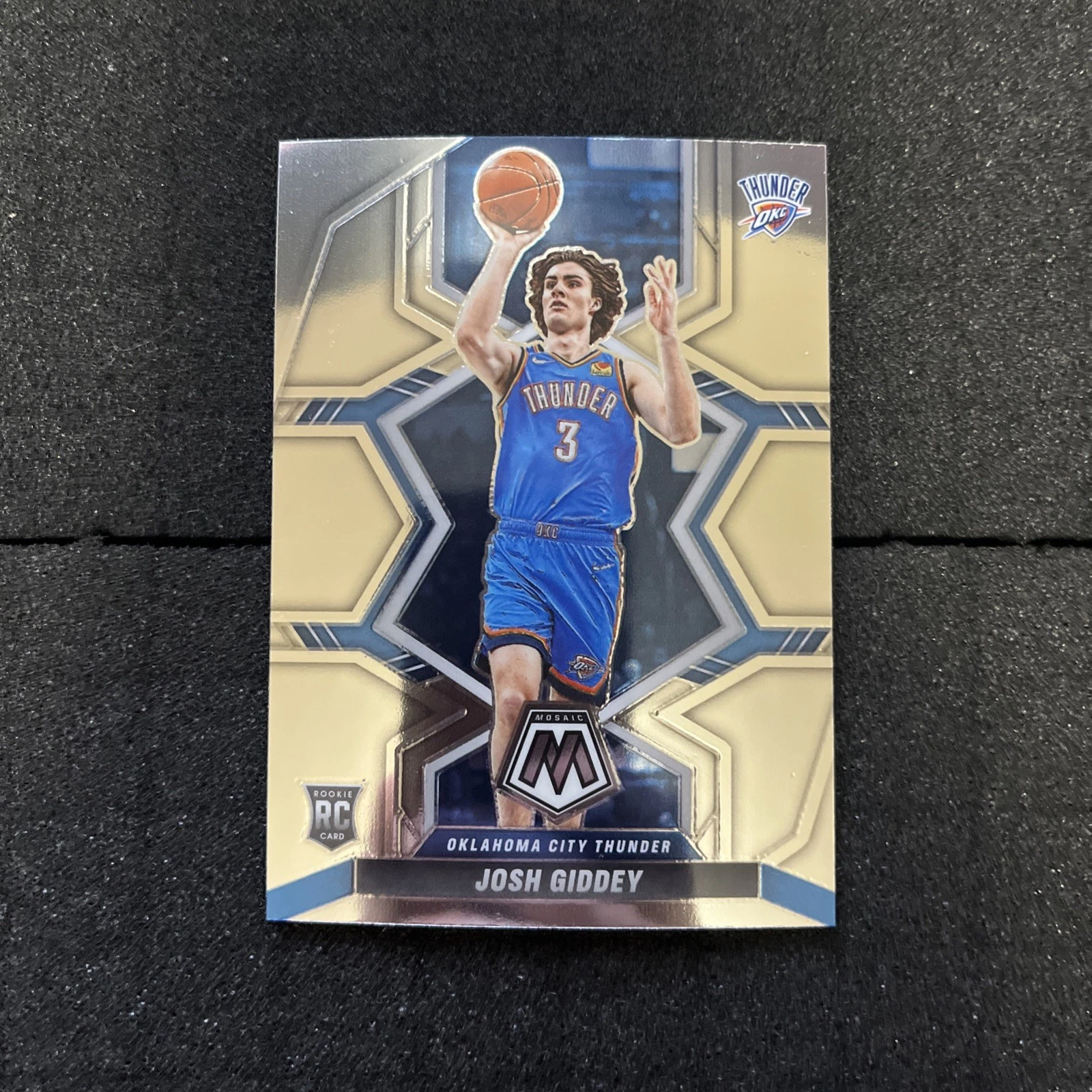 2021-22 Panini Mosaic - Rookies Josh Giddey #210 (RC)