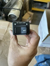 PETERBILT AIR VALVE SUSPENSION DUMP VALVE P27 1178 053