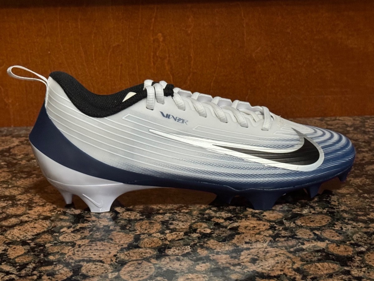 nike football cleats 7.5