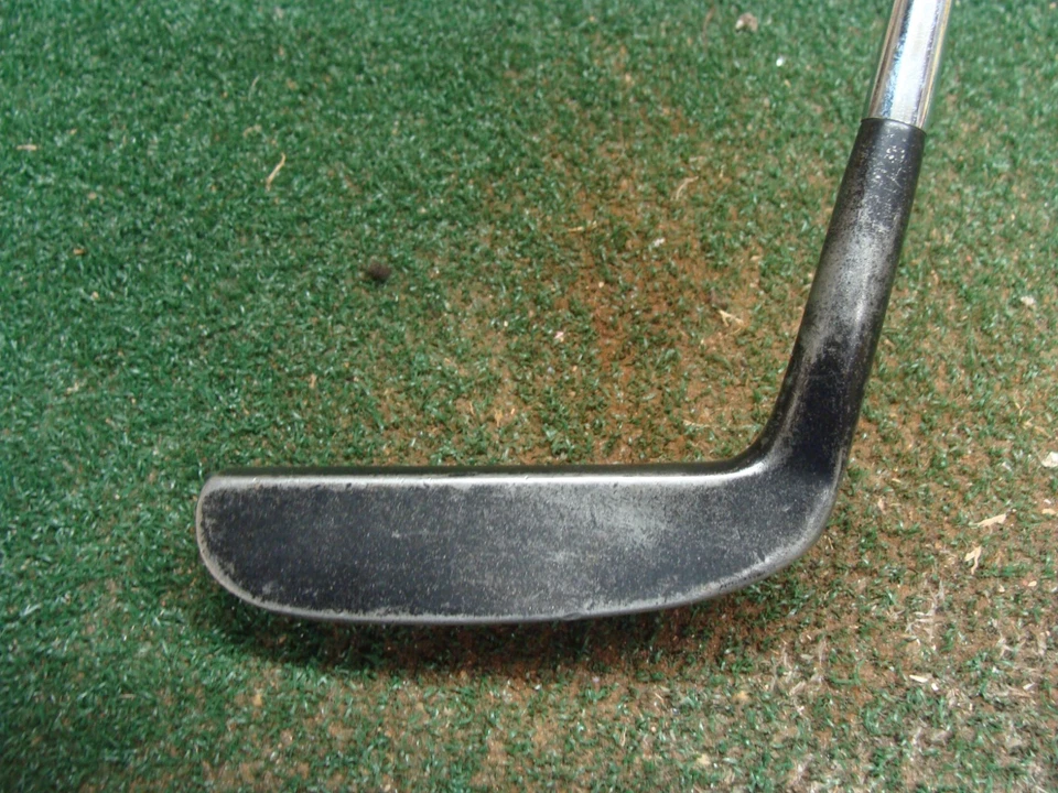 Daiwa Pro Balance 5705 Nappa 8802 Style Vintage Blade Putter 35.5" - Image 3 of 4