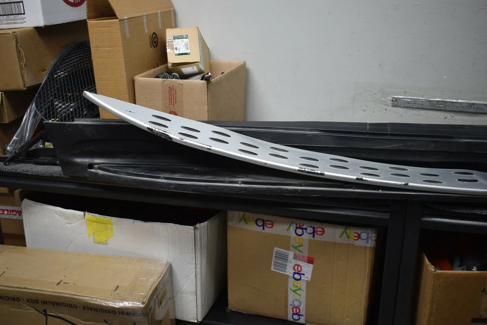 MERCEDES BENZ ML350 2012-2014 PANEL BASCULANTE LADO DERECHO FÁBRICA OEM Foto 2 de 4