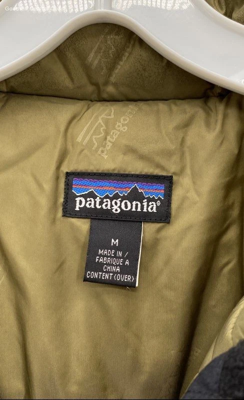 Patagonia Men's Black Vest - Size M - Image 3 of 4