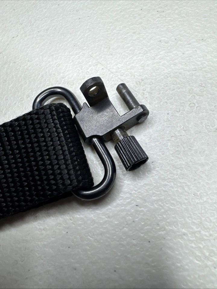 Correa giratoria de cuero acolchada para pistola de rifle de conexión al aire libre TOC Foto 3 de 3