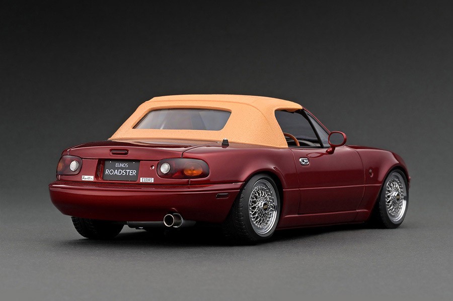 ignition model 1/18 IG3200 Eunos Roadster VR Limited Custom