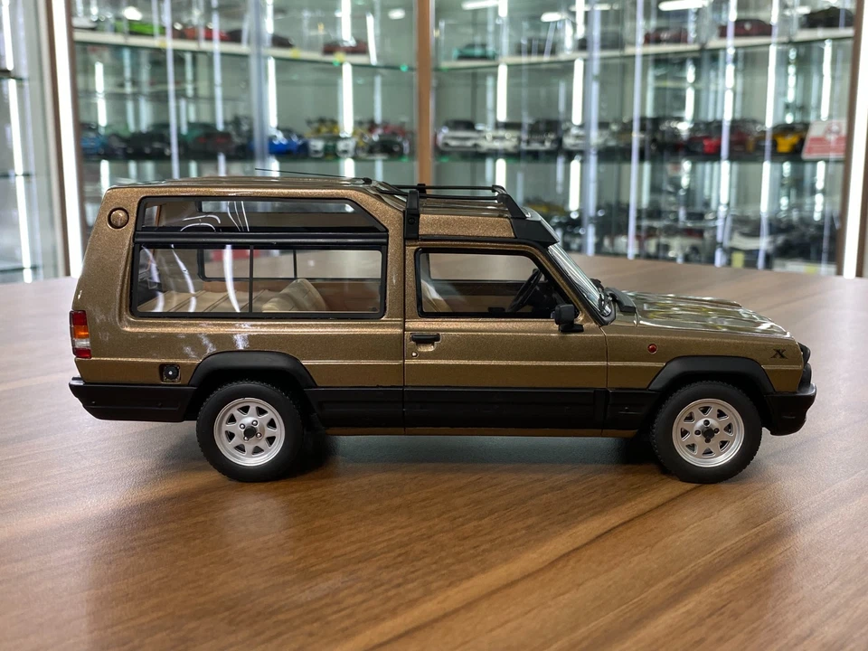 1/18 Resin OTTO Talbot Matra Rancho X - Brown Miniature Car - Image 3 of 4