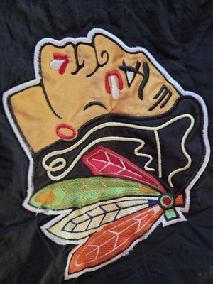 Starter Chicago Blackhawks NHL Officially Licensed Hooded Jacket Size L Black