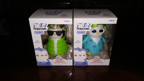 (2) Pudgy Pinguine Figuren NEU mit CODE Armee Hut & Fischkopf