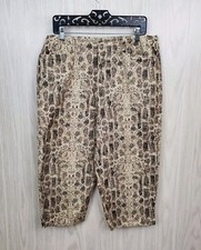 VINTAGE LIZ CLAIBORNE VILLAGER SPORT Cotton Capri Pants 16 Animal Print Brown