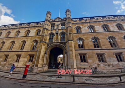 FOTO CAMBRIDGE CORPUS CHRISTI COLLEGE 1352 TRUMPINGTON STREET