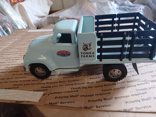 vintage tonka farms stake truck. Rare blue.