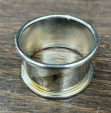 SILVERPLATE ROLLED EDGE NAPKIN RINGS SET OF 8