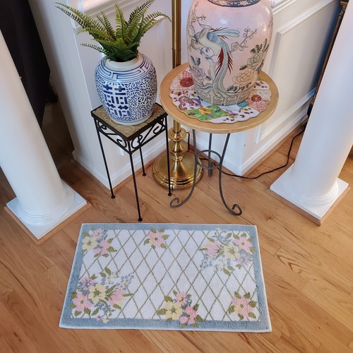 Longaberger Badematte Teppich Pastell Rankgitter Muster Blau Rosa Creme Weiß 18,5"x31" - Bild 24 von 24