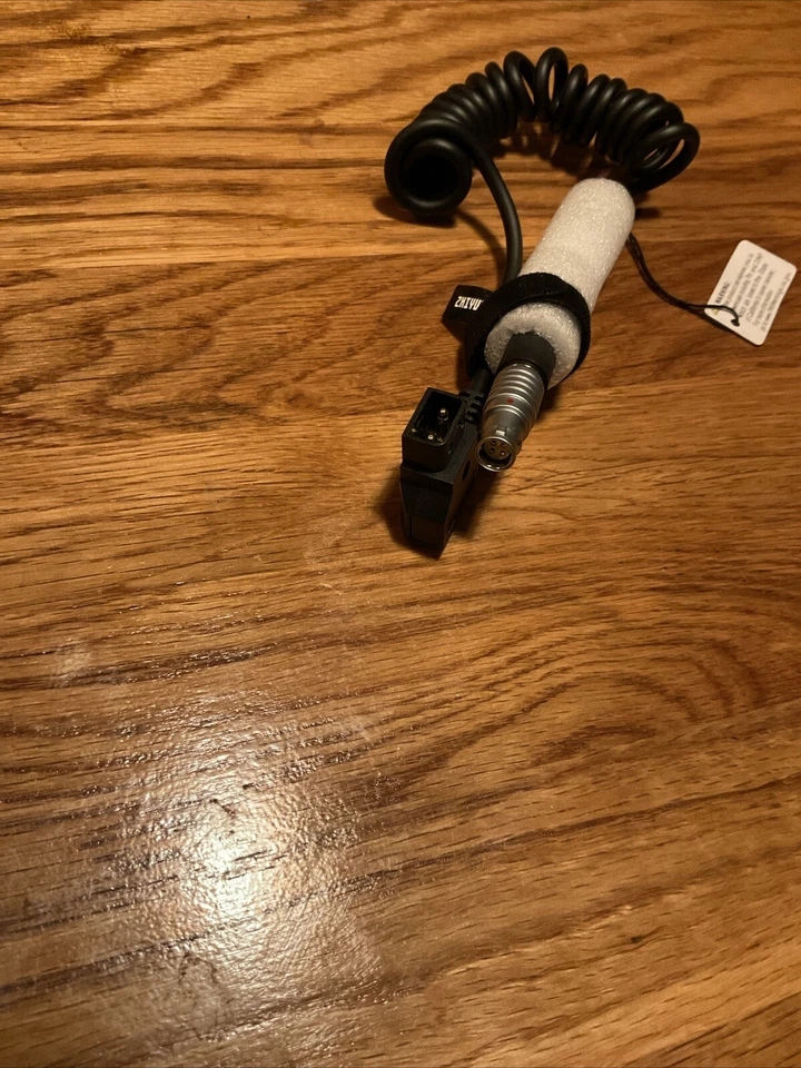 D-tap to 4pin Cable EOS Mark II Power Cable for Canon C300/C500, - Image 2 of 3