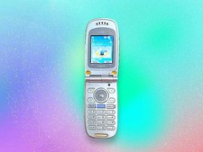 Vintage 90's Y2K Sanyo Camera Flip Cell Phone. Rare.Works 