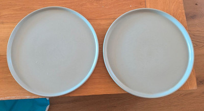 Paar Nutmeg Home Speiseteller steingrau flach mit Rand 26 cm Steingut
