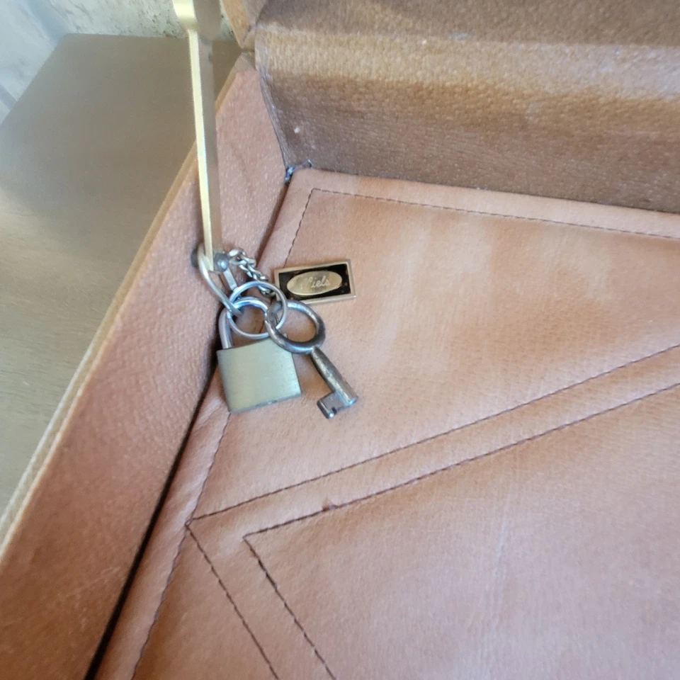 Vintage Genuine Leather Briefcase Nina by London Made In England - Image 3 of 4