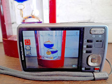 Kodak EasyShare m580 14MP Gray digital camera - tested and working - nice