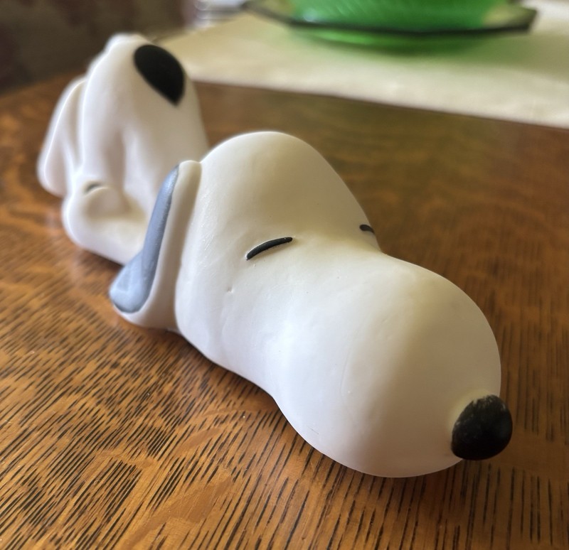 Vtg 1960's 7¼" Long Peanuts SNOOPY Sleeping Rubber Bath Toy w Squeaker Conagra