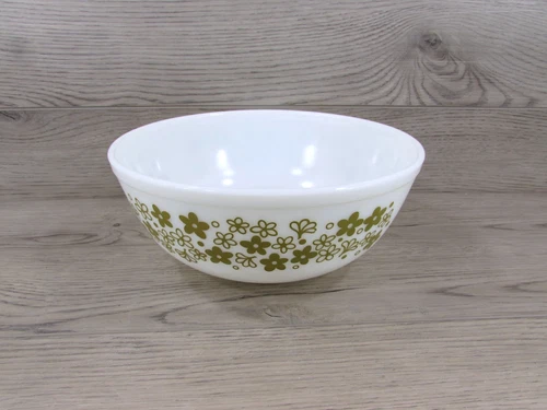 Vintage Pyrex Spring Blossom Crazy Daisy Mixing Bowl 4qt Style 404 - RARE!