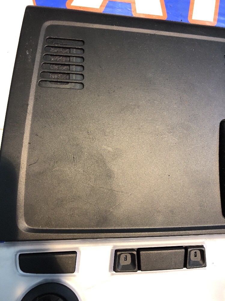 BMW 1 E81 E87 2008 front seat light 9138277 UTY4179 for sale 