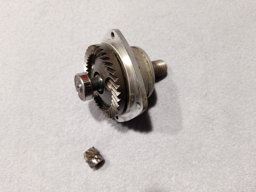 1008 Makita 9565 Polierer Spindel Zwischenflansch und Tellerrad mit Lager