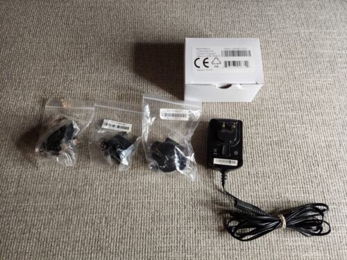 Blackberry International Travel Charger, Micro-usb Black - Picture 1 of 6