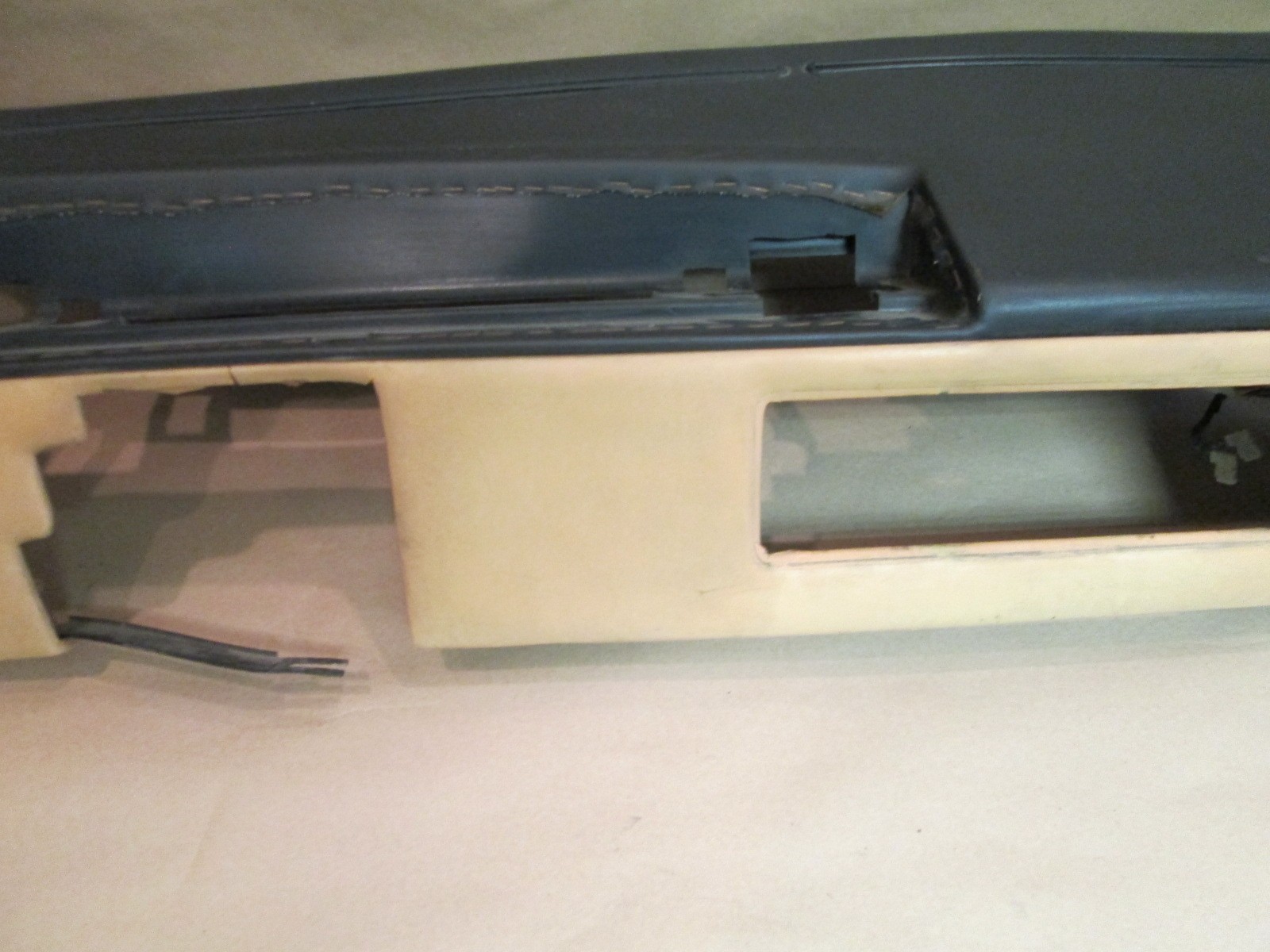 Ferrari Mondial QV 3.0 Dashboard / Dash  - Black / Beige # 61216200 
