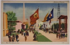 Vintage New York Worlds Fair 1939 Linen Postcard Avenue of Patriots