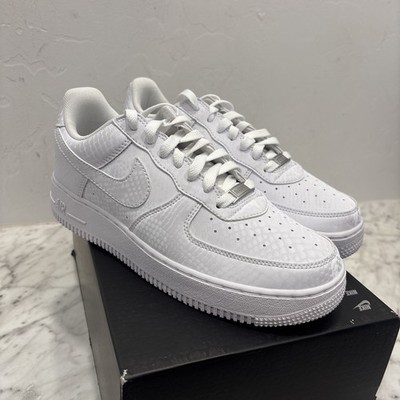 Brand New Kobe Air Force 1 Low Triple White Size 7 Men s /8.5 Women s IB0018-100