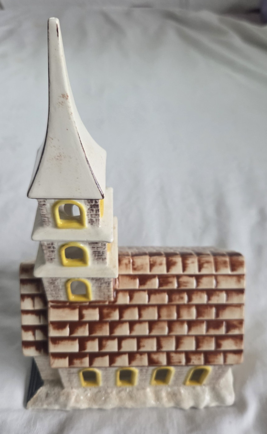 Byron Molds 1979 Ceramic Brown Yellow Sparkles Church Light Christmas Village