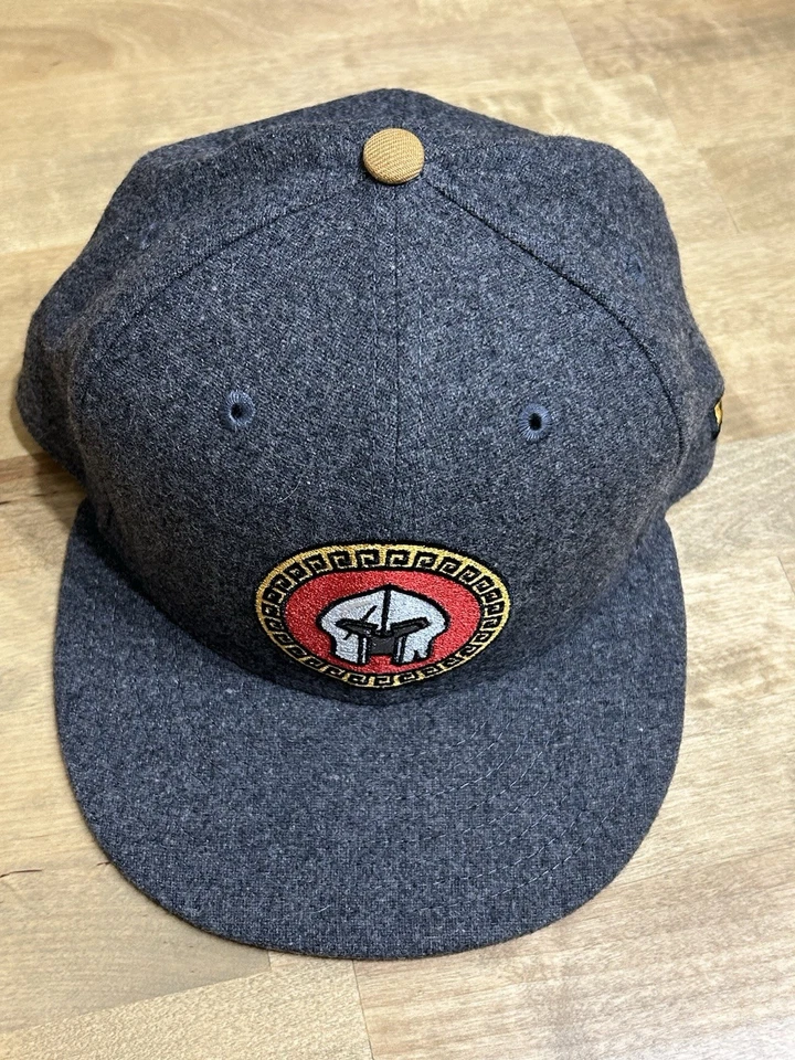 Sombrero Club Exclusivo 7-1/8 New Era Dionic Spartan Casco Mezcla Lana Gorra Foto 4 de 4