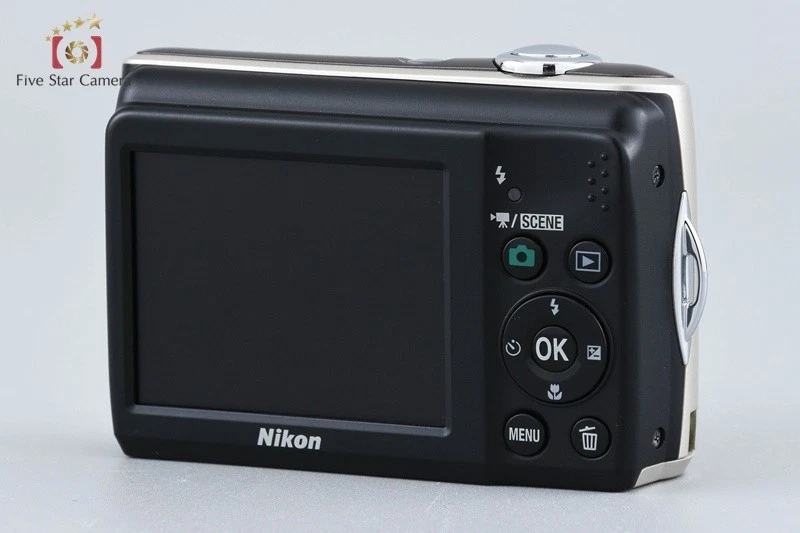 Nikon COOLPIX L21 Silver 8.0 MP Digital Camera [Very Good] - Image 3 of 4